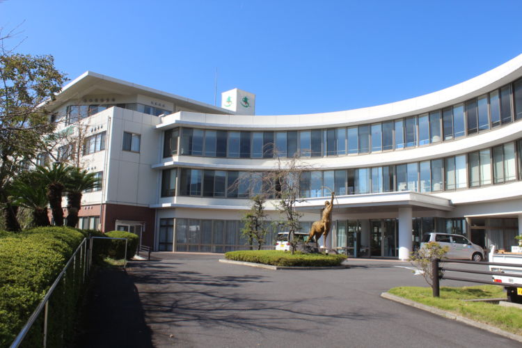 霧島杉安病院ロータリー